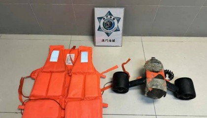36岁内地男子靠“水下推进器”偷渡至澳门,被海关抓个正着,获刑4个月