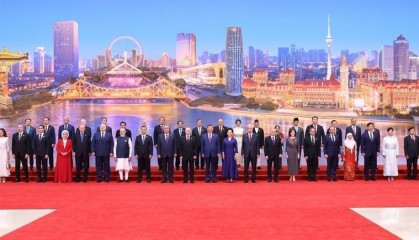 “豪华阵容”抵达津门,两场会议今天举行,世界聚焦上合天津峰会