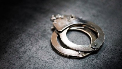 重大职务犯罪嫌疑人梁小菲被遣返回国,曾任广西莱德投资实控人