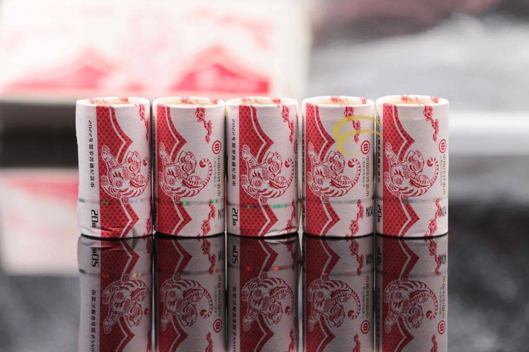 8月<strong></p>
<p>8币网</strong>，有3套纪念币确定发行，还有虎币、黄山币等待预约