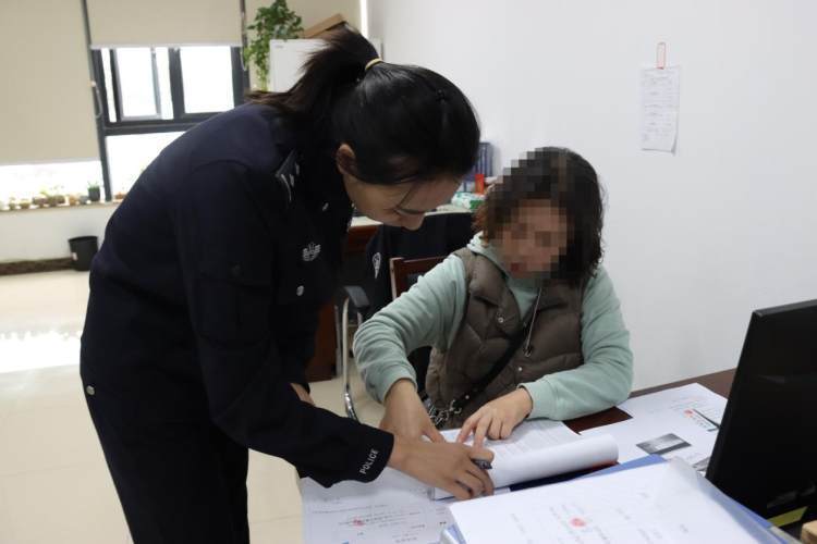 “谢谢你们<strong></p>
<p>外汇战法</strong>，帮我追回炒外汇被骗的156万元钱！”