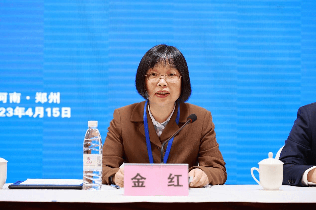搭建平台、深化交流<strong></p>
<p>开外汇平台</strong>，全国统计职业教育教学指导委员会把这场会议放在郑州开