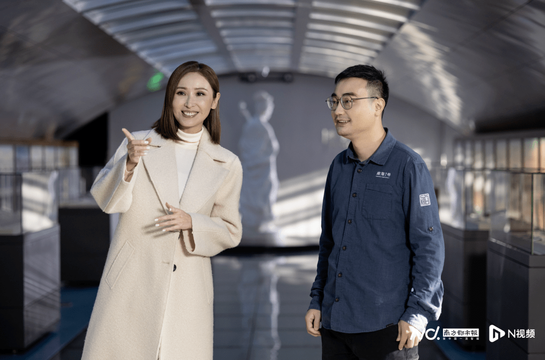 TVB知名女主持<strong></p>
<p>axi外汇</strong>，在博物馆吃火锅？这场面……