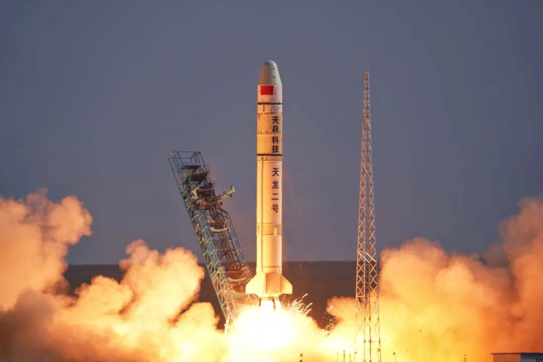 山晚早新闻丨多地出现类似新冠、流感患者<strong></p>
<p>对公外汇账户</strong>，原来是这种病；山西警方打掉贩卖对公账户团伙​；与虎同住1小时奖励10万元？紧急叫停！
