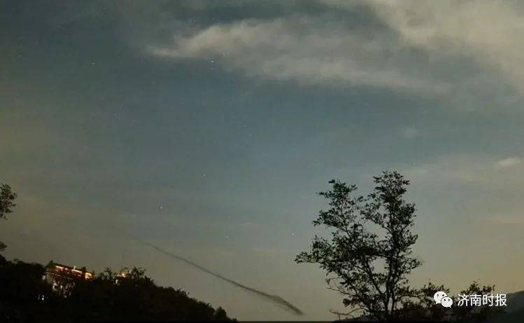 6天内3次拍到<strong></p>
<p>UFO</strong>，济南又现UFO，“非常罕见”