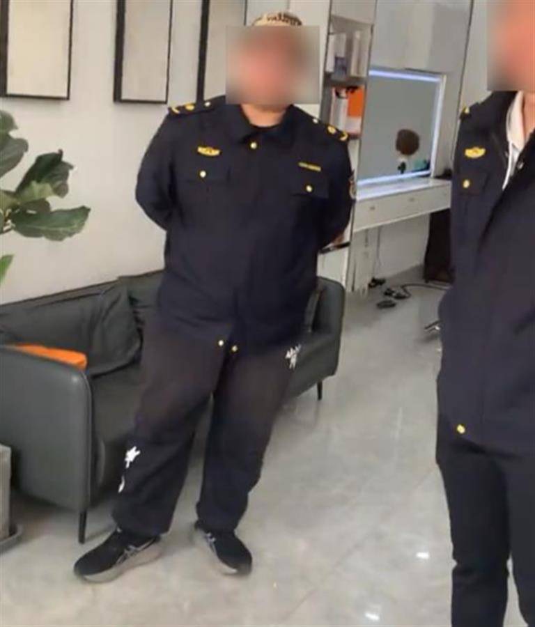 河北沧州一理发店因《空气检测报告》过期要被罚千元<strong></p>
<p>BitFlip</strong>？街道办回应
