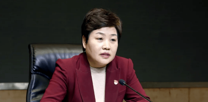 河南省纪委监委：隐瞒不报房产、插手司法活动<strong></p>
<p>OKBIT</strong>，牛兰英被双开