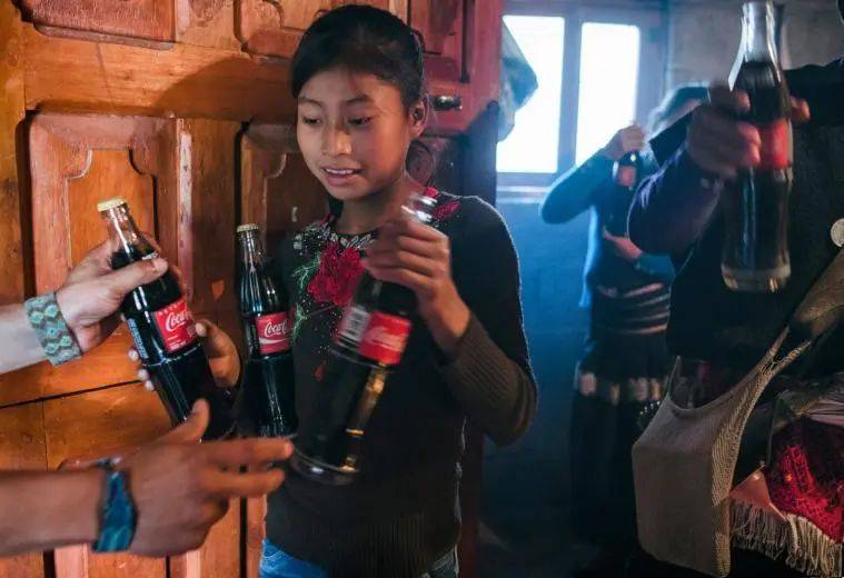 中国人吃的食品添加剂<strong></p>
<p>真币网</strong>，真比欧美日本更多、更狠？