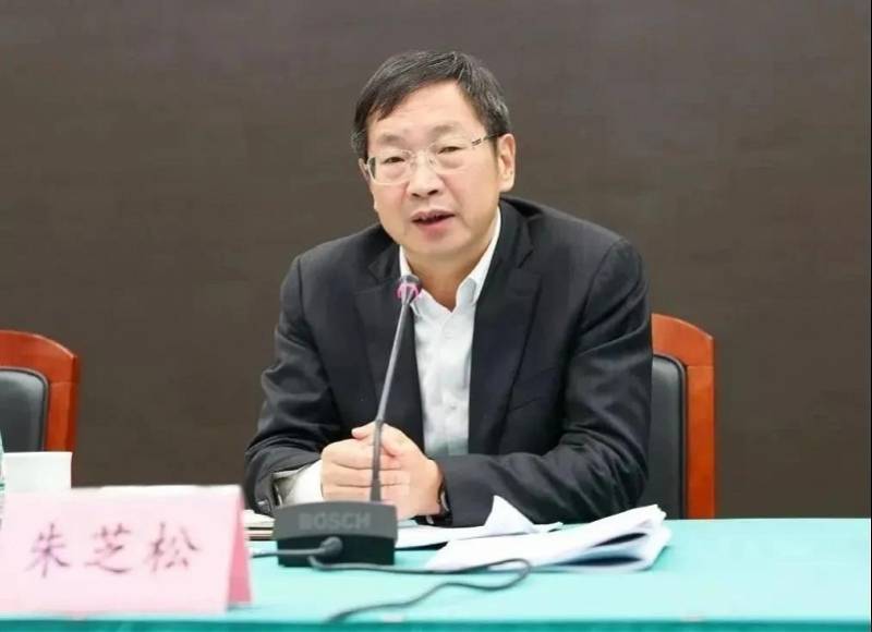 浦东新区区委书记被查<strong></p>
<p>OBit</strong>，两天前还在调研，老上司8月被判无期