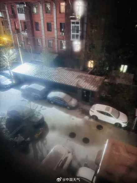 北京昨夜为何突然飘雪？低空湿度不利动力好<strong></p>
<p>OBit</strong>，属于“大力出奇迹”
