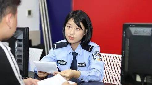 “95后”刑侦女警长陈露露<strong></p>
<p>BeeX</strong>，拟任乡镇党委委员