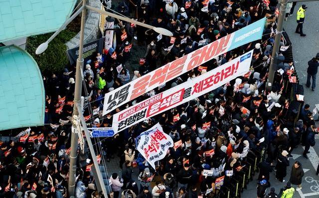 弹劾尹锡悦动议破产<strong></p>
<p>BTHEx</strong>，韩国执政党耍无赖：人不交、总统权力也不交