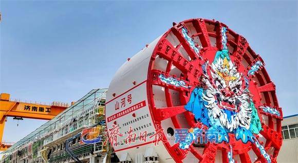 一个月推进426米<strong></p>
<p>EXX</strong>！世界最大盾构机在济南再创世界纪录