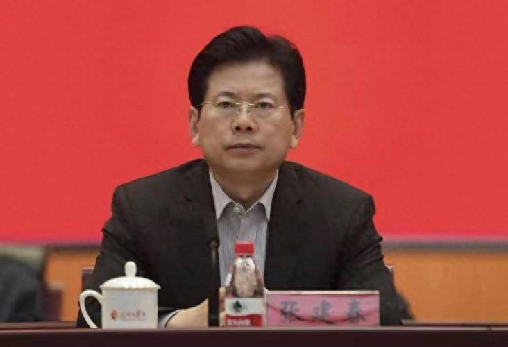 曾长期任职组织系统的“大老虎”被双开<strong></p>
<p>EXX</strong>，为他人职务晋升谋利