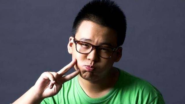 这一次<strong></p>
<p>BTOEX</strong>，年仅28岁的郭麒麟，再次让老爸郭德纲以及全世界刮目相看
