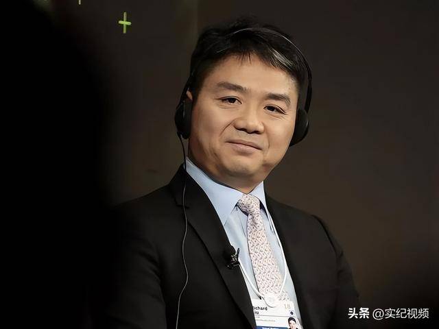坐拥742亿<strong></p>
<p>BafeEx</strong>，却救不了43岁妹妹！把外甥当亲子，一年给100万抚养费