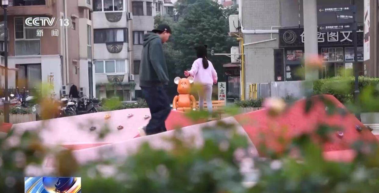 独身女子病逝后叔姑舅姨9人争遗产<strong></p>
<p>ATOP</strong>，房产为何收归国家？案例释法→