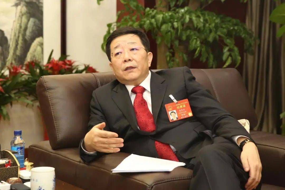突发公告！昔日石家庄首富<strong></p>
<p>股份</strong>，被立案调查
