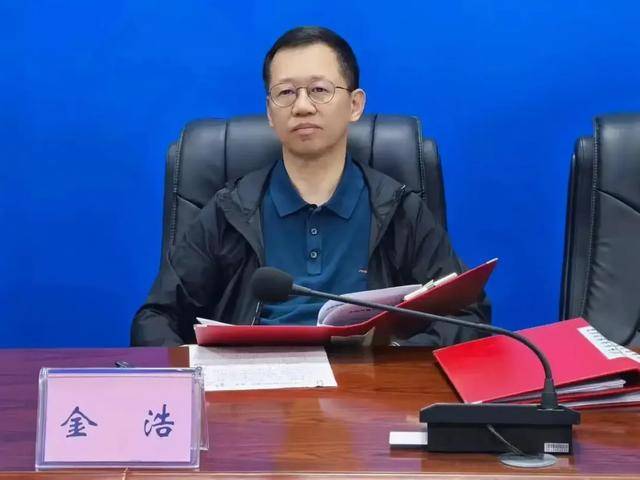中央巡视组刚进驻<strong></p>
<p>临夏</strong>，市委副书记就被查
