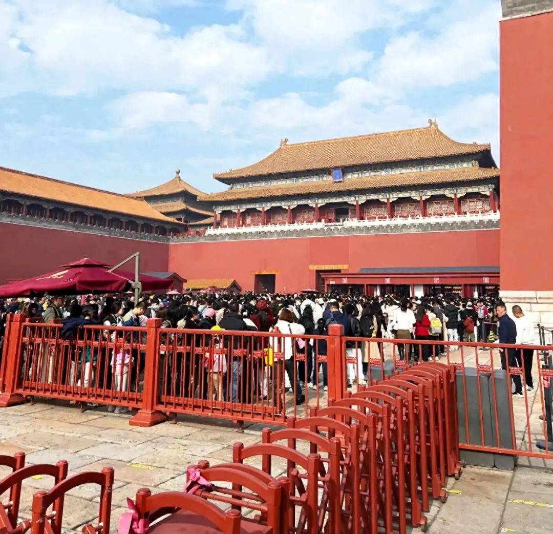 上海囡囡：去了一趟北京<strong></p>
<p>pai币</strong>，忍不住想说说，北京给我的4个印象