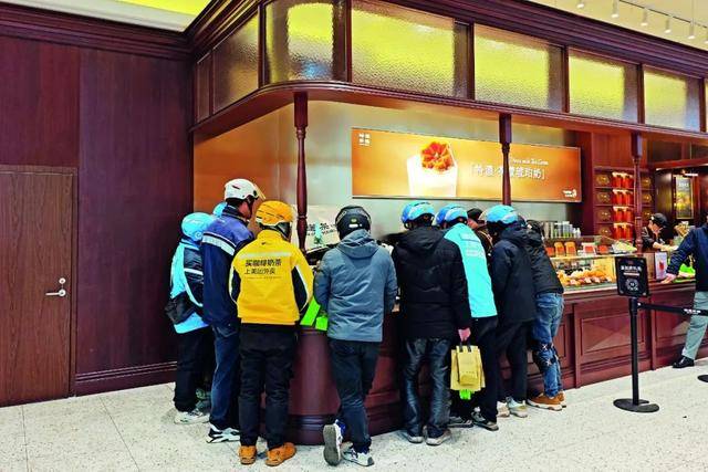 外卖大战<strong></p>
<p>卡车</strong>，要熄火了？