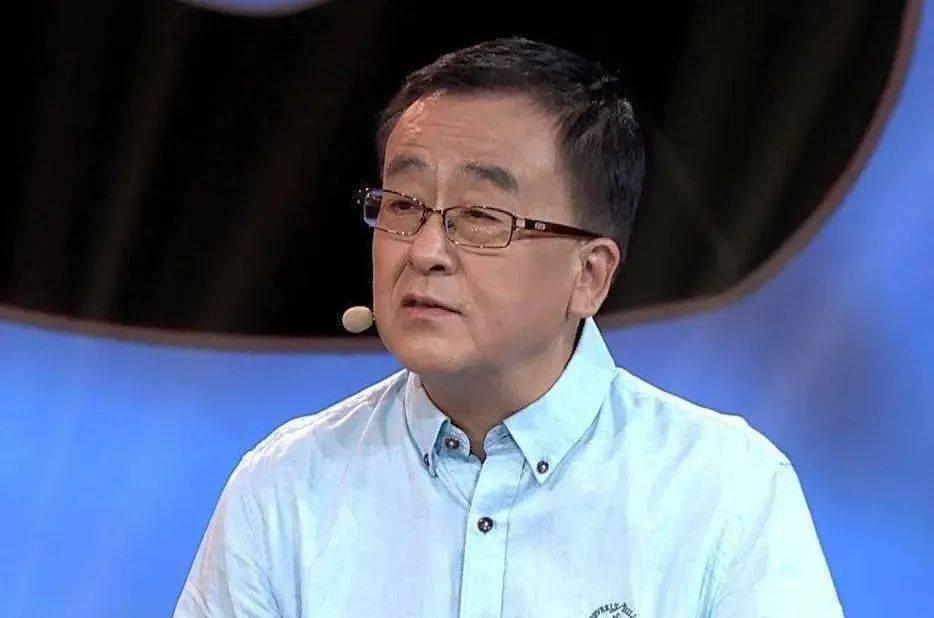 一级演奏员范晋国<strong></p>
<p>卡车</strong>，被逮捕