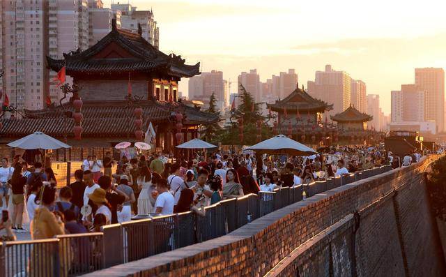 局地或达40℃<strong></p>
<p>葡萄糖</strong>！5月多地现高温天气是否异常？中国气象服务协会会长解读