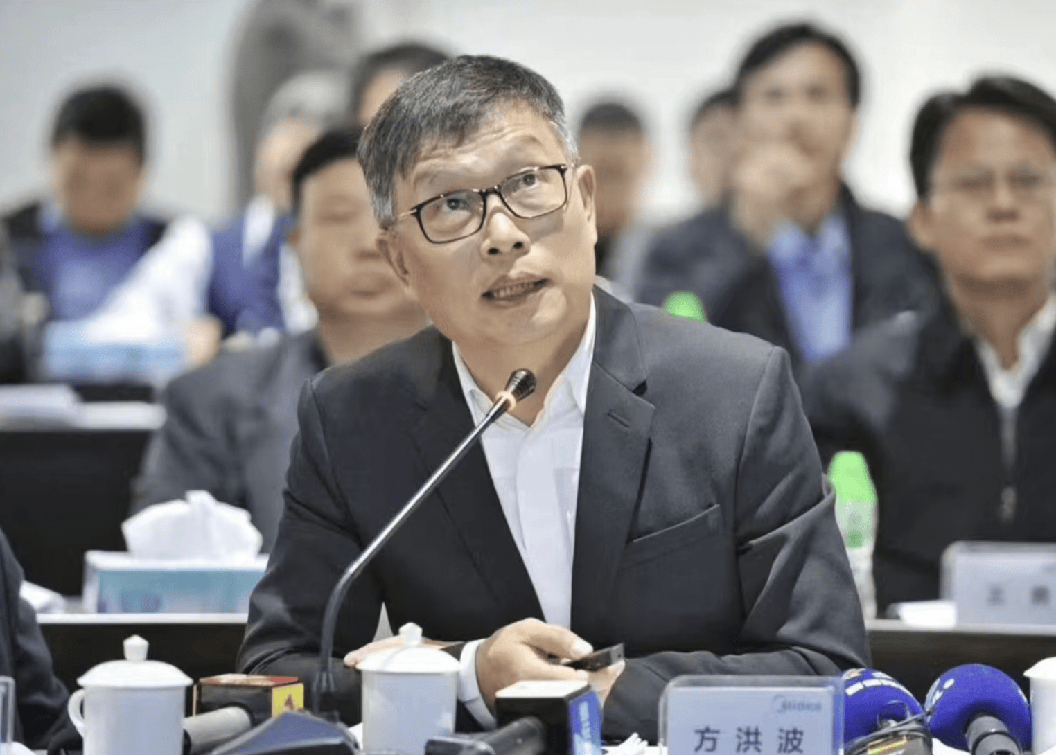 美的方洪波：我从来不加班<strong></p>
<p>棉花糖</strong>， 95%以上的加班都是形式主义