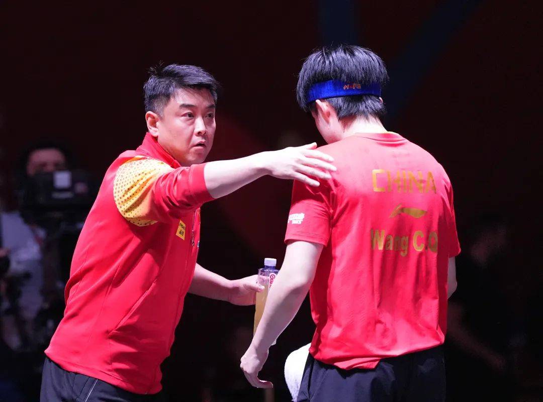 王楚钦逆转西蒙<strong></p>
<p>瓜子</strong>，梁靖崑、王曼昱、王艺迪、陈幸同晋级8强 | 多哈世乒赛单打