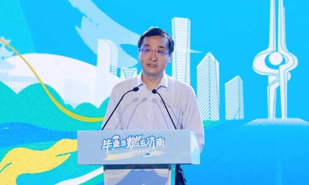 连续五次<strong></p>
<p>瓜子</strong>！济南市委书记以城市之名向他们邀约！