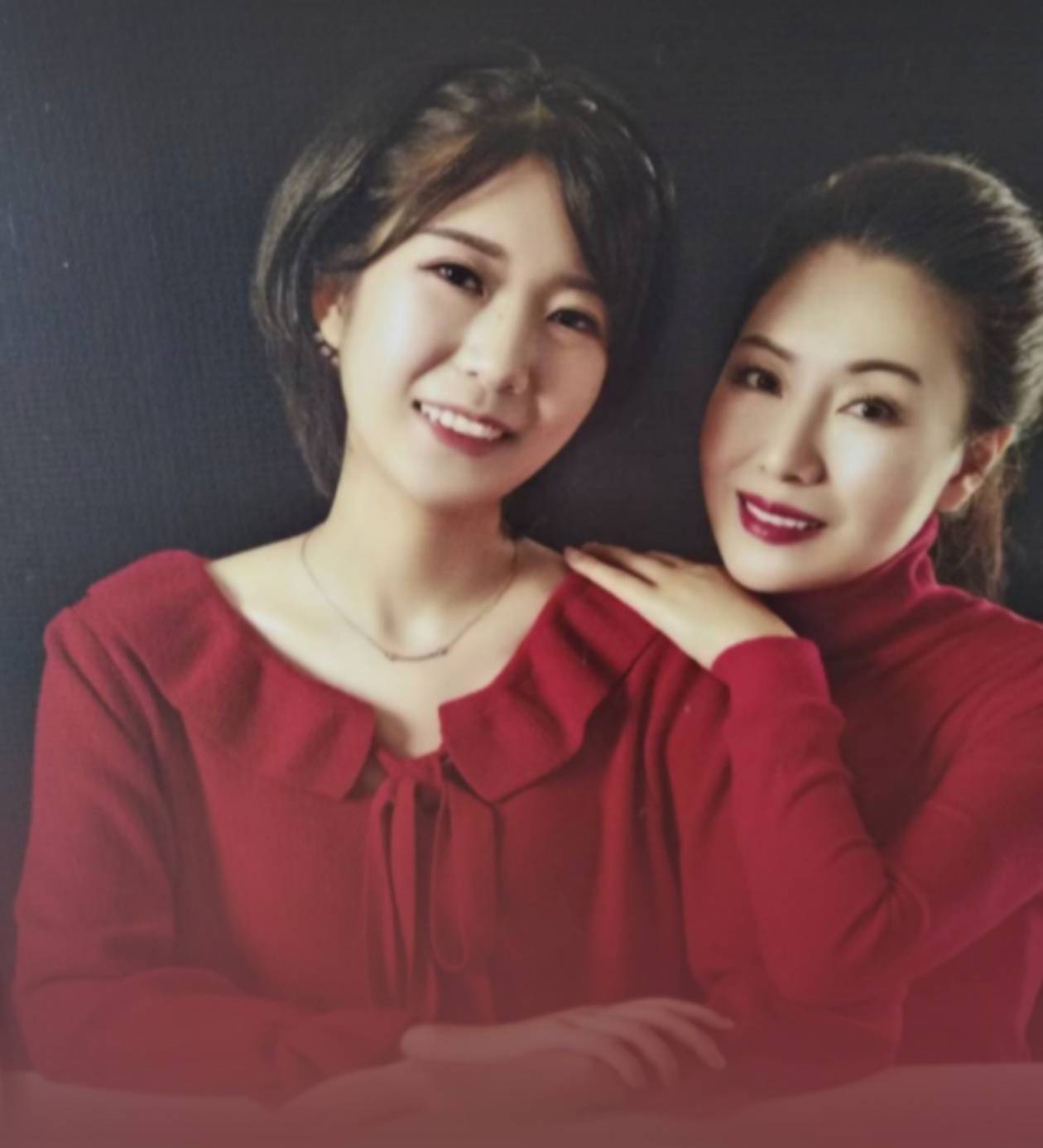 “女子家门口遇害案”择期开庭<strong></p>
<p>米酒</strong>，母亲：她聪明懂事，出事后许多同学来送最后一程