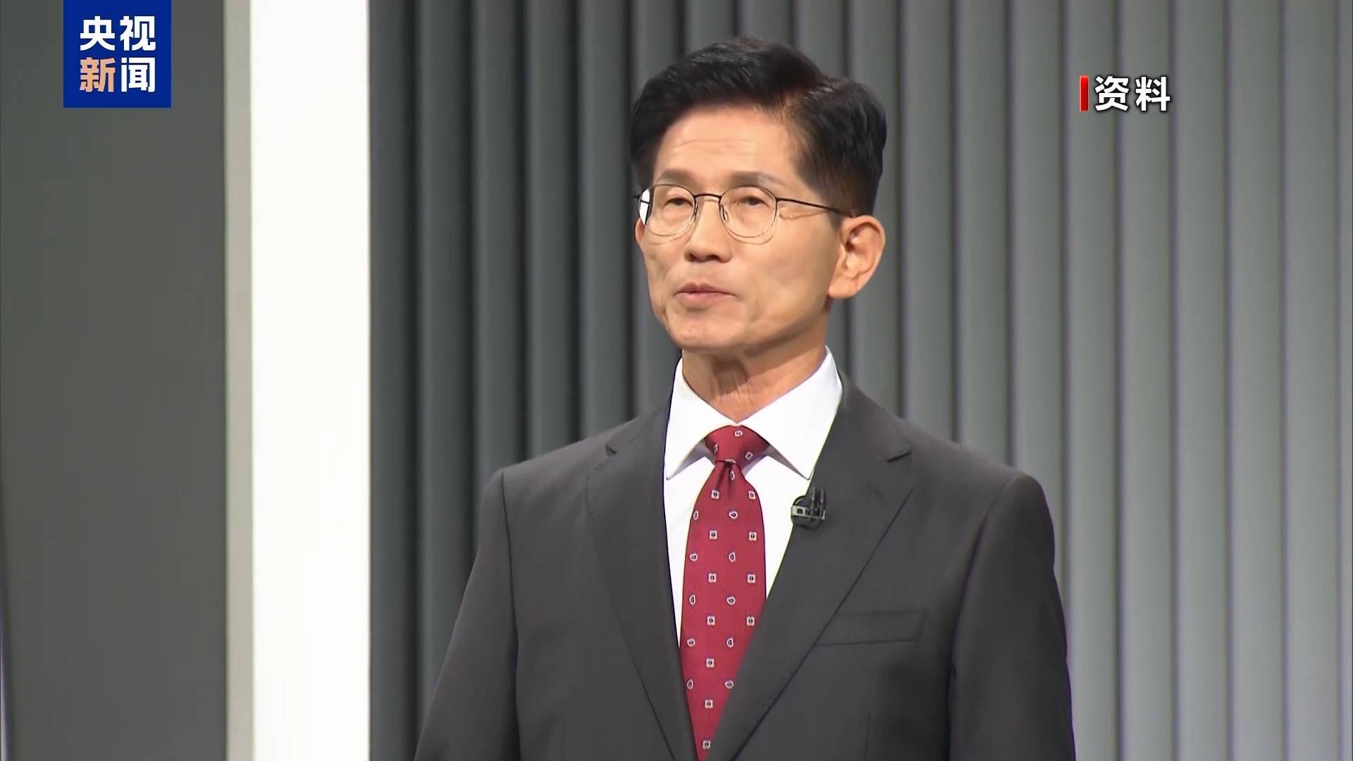 金文洙宣布败选<strong></p>
<p>米饭</strong>，向李在明表示祝贺