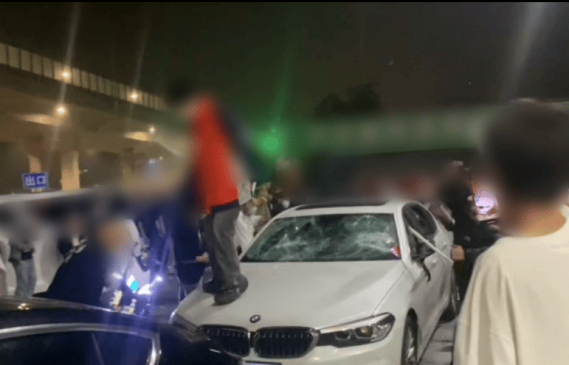 加油站内砸车打人<strong></p>
<p>山药</strong>，23名嫌疑人被临沂警方抓获