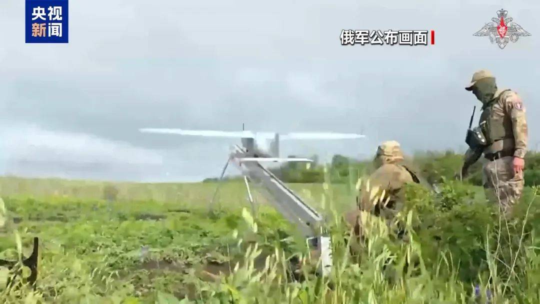 乌克兰首都基辅持续传出爆炸声<strong></p>
<p>欧易okex冲币</strong>，俄：用“匕首”高超音速导弹等对乌军用机场进行集群打击