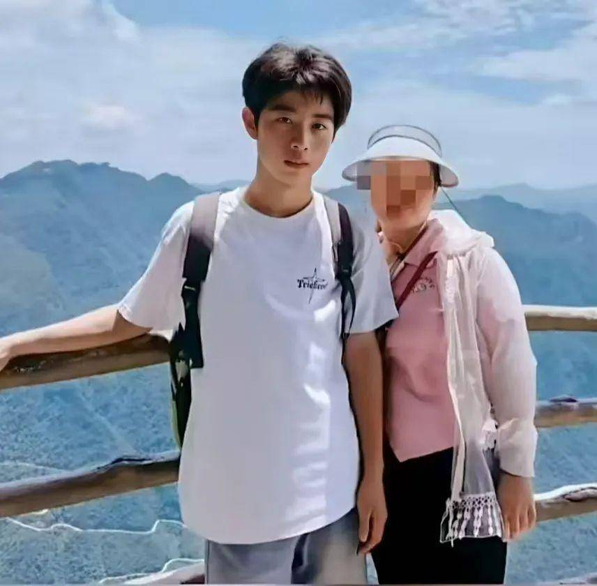 19岁高考生找暑假工被骗至缅甸<strong></p>
<p>欧易okex测试版下载</strong>，母亲：凌晨拨通儿子电话，口音奇怪的陌生人接听