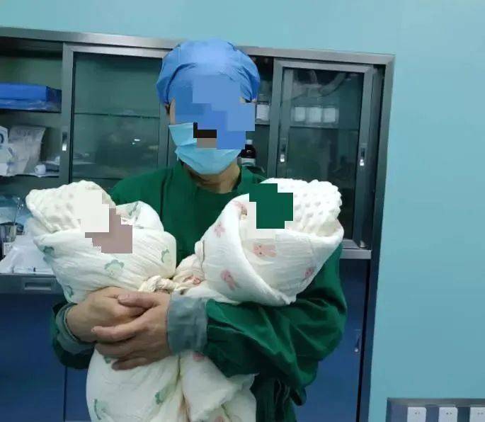 谁逼河南周口女医生跳了楼<strong></p>
<p>北交所合并</strong>？