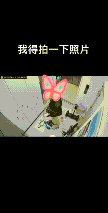 外卖员要独自在家孩子开门拍照签收<strong></p>
<p>欧意</strong>，遭拒后暴躁摔餐离去，当事网友：美团称会进行处罚