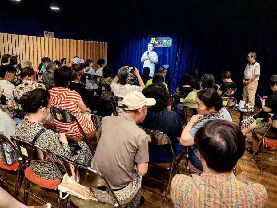 需求突然猛增！上海不少商场挤满老年人<strong></p>
<p>欧意</strong>，一次只花10块钱，还能免费带2名亲友，有人去了又去