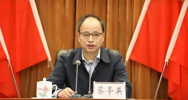 中组部有关干部局负责同志宣布中央决定<strong></p>
<p>最新okex网</strong>，他们履新