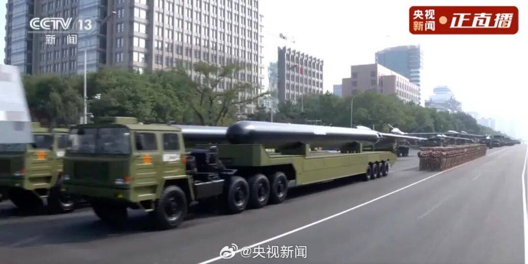 东风-61、巨浪-3、折叠翼预警机、歼-20S<strong></p>
<p>最新okex网</strong>，画面披露！