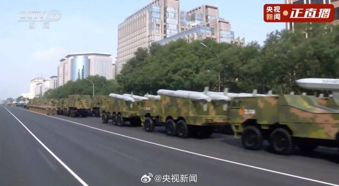 东风-61、巨浪-3、折叠翼预警机、歼-20S<strong></p>
<p>最新okex网</strong>，画面披露！