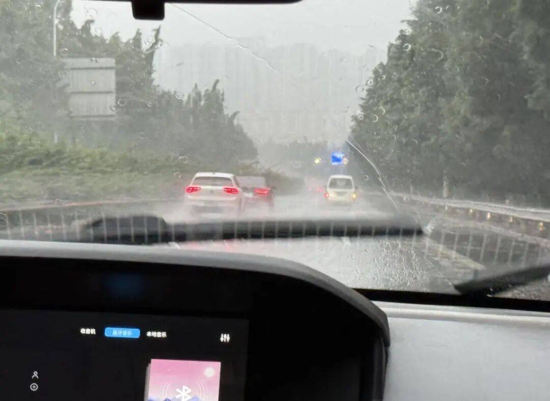 云南连发多条预警<strong></p>
<p>okex无法安装此app</strong>！昆明的雨要下到什么时候？最新预判→