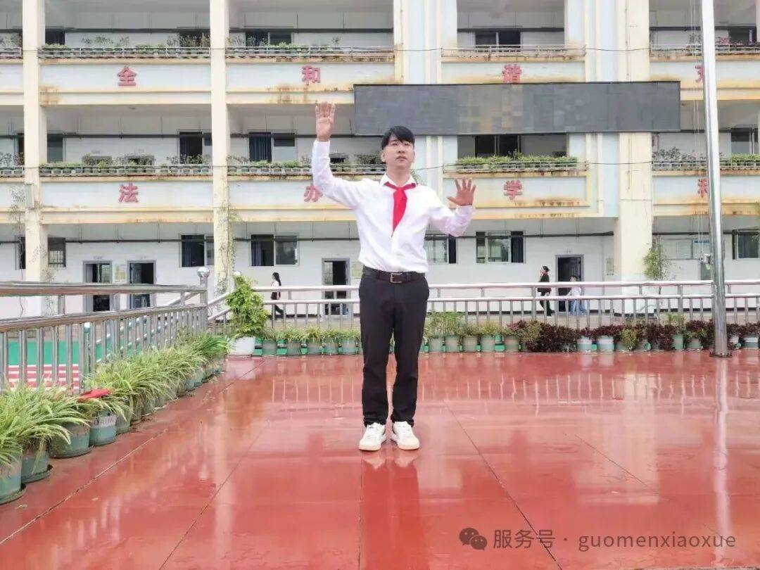 镇康县南伞城区国门小学教育集团新城校区2025年少先队建队纪念日主题活动