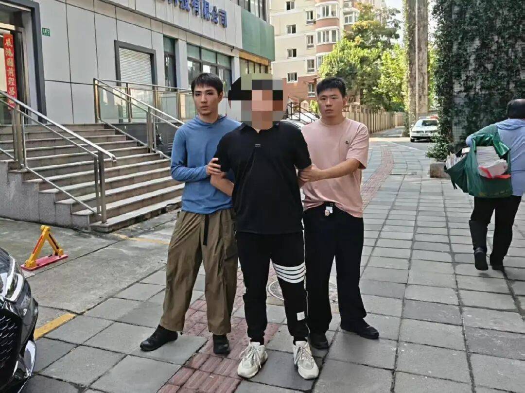 “我的微信名不叫这个<strong></p>
<p>okex登陆官网</strong>，太恶心了吧”！上海一对房东房客，被中介做局了
