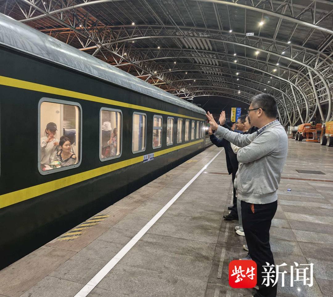 “叔叔是江苏的<strong></p>
<p>eth矿池</strong>，将来一定带你们去看看！”镇江警官不忘承诺，四次组织近百名藏区学子来苏研学
